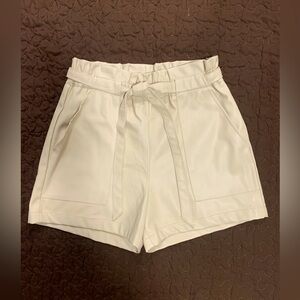 Women's Cream Shorts